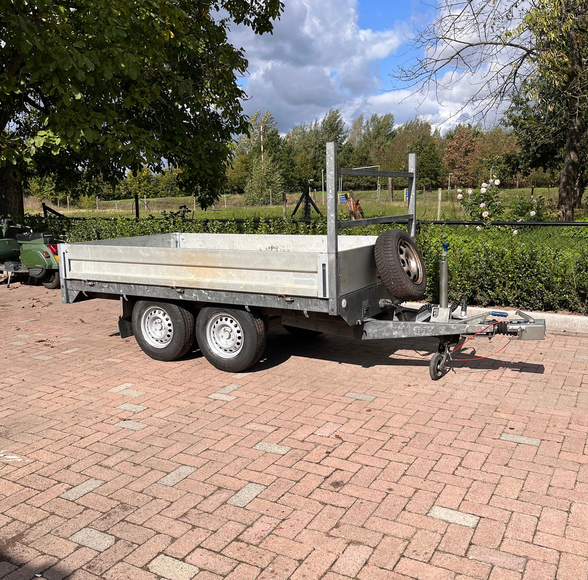 Saris Plateau Wagen